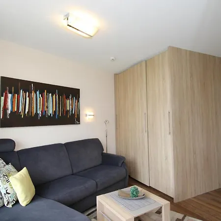 Lord Nelson 516 Apartment *